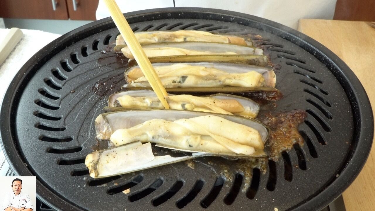 LIVE!! Grilled Razor Clams  - How To Series