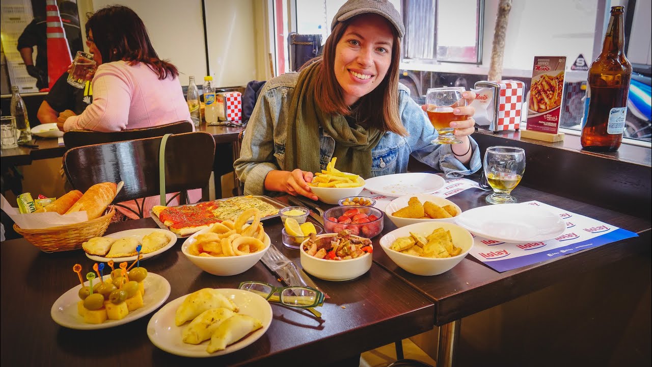 Comiendo una SUPER PICADA y los MEJORES CHURROS en Manolo: Día de Comida e Historia en Mar del Plata