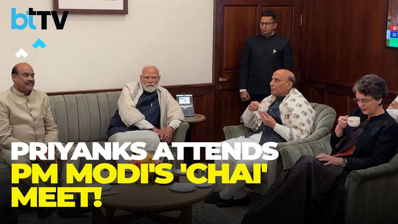 Chai Pe Charcha After Sansad Ruckus | MPs Priyanka Gandhi, Supriya Sule, & Other Meet PM Modi