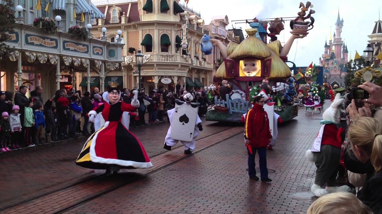 Disneyland Paris parata 20° anniversario Magic Everywhere