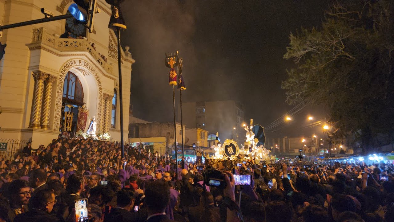Centenario de Hermandad de la Parroquia | Paso histórico por el Templo del Calvario