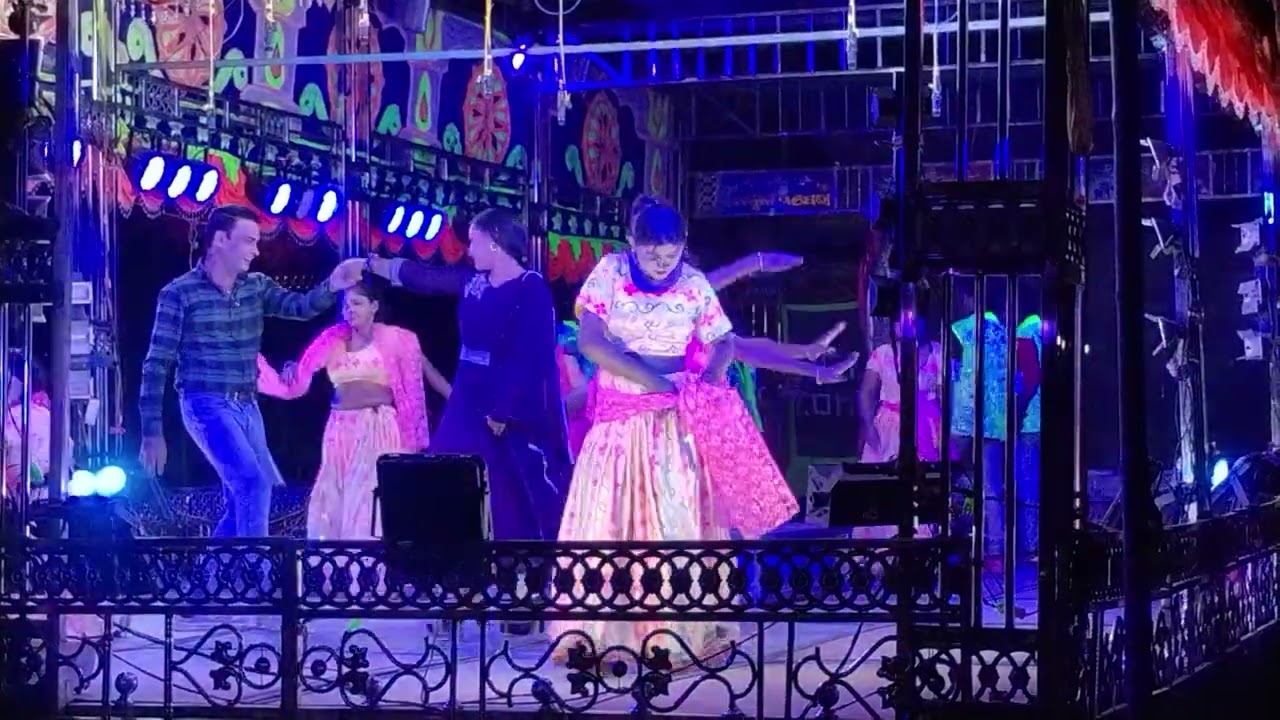 Opera dance with Cine wtar