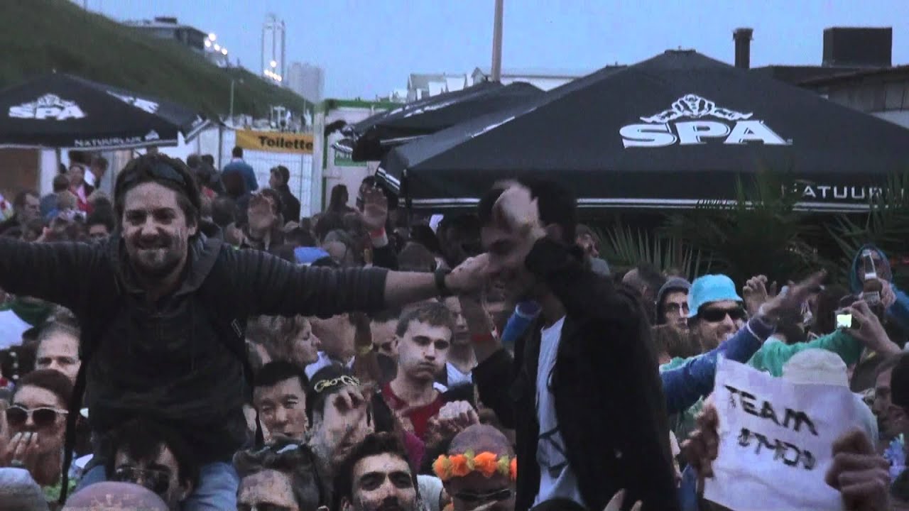 John O'Callaghan playing Falcons (JoC remix) @ Luminosity Beach Festival 2012 Part 7