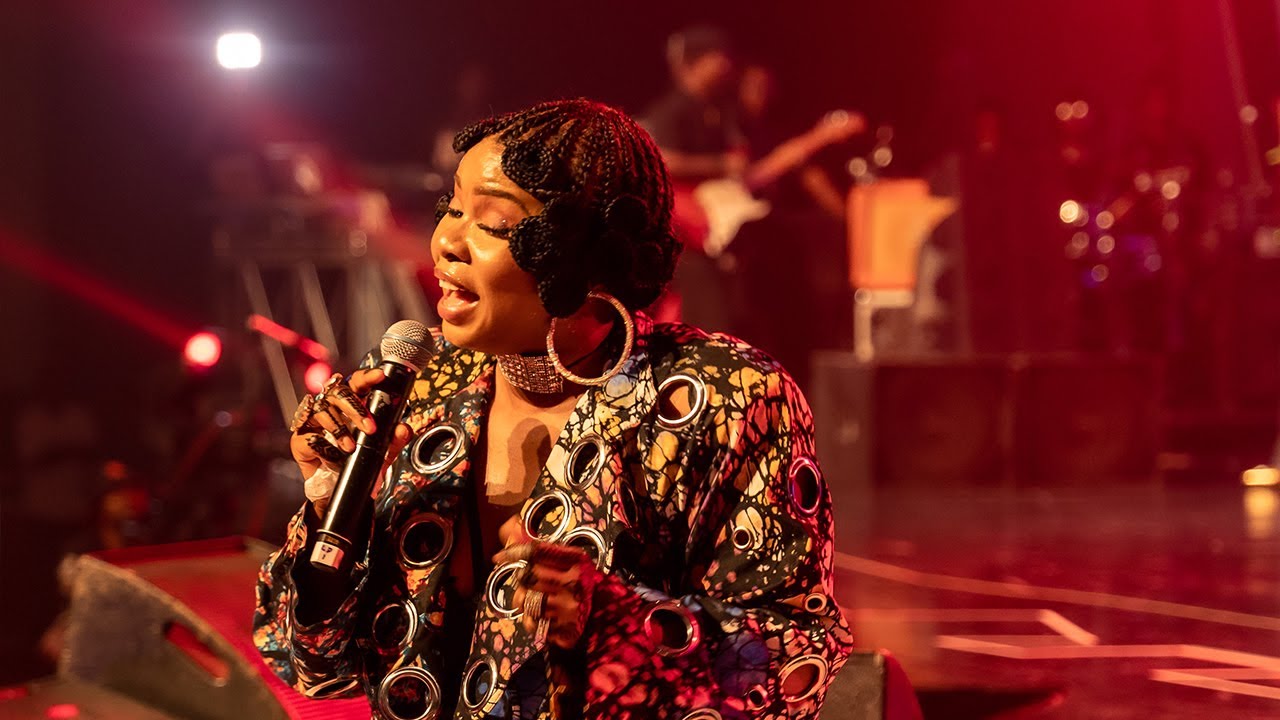 YEMI ALADE LIVE PERFORMANCE AT WARRI AGAIN