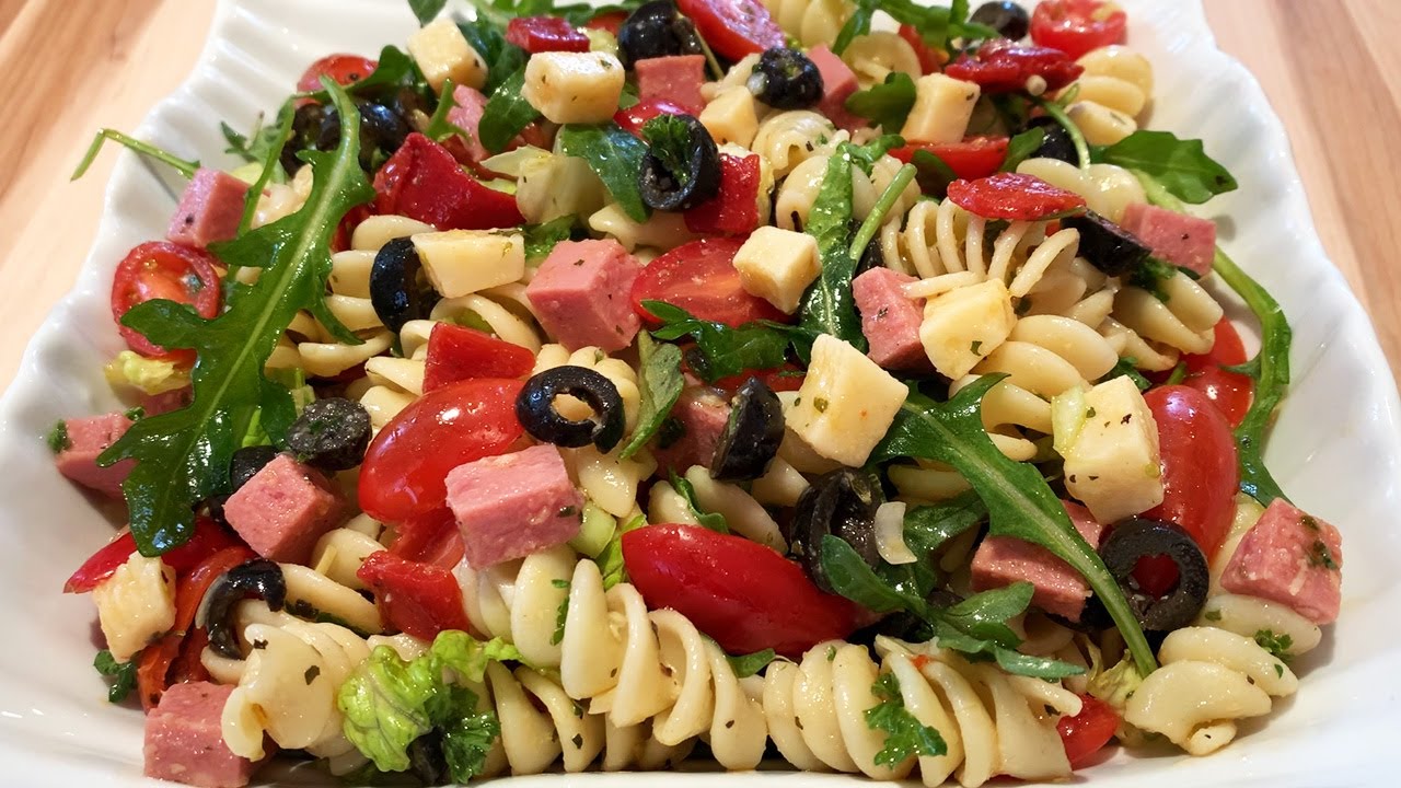 Salade de pâtes à l'italienne et sa vinaigrette