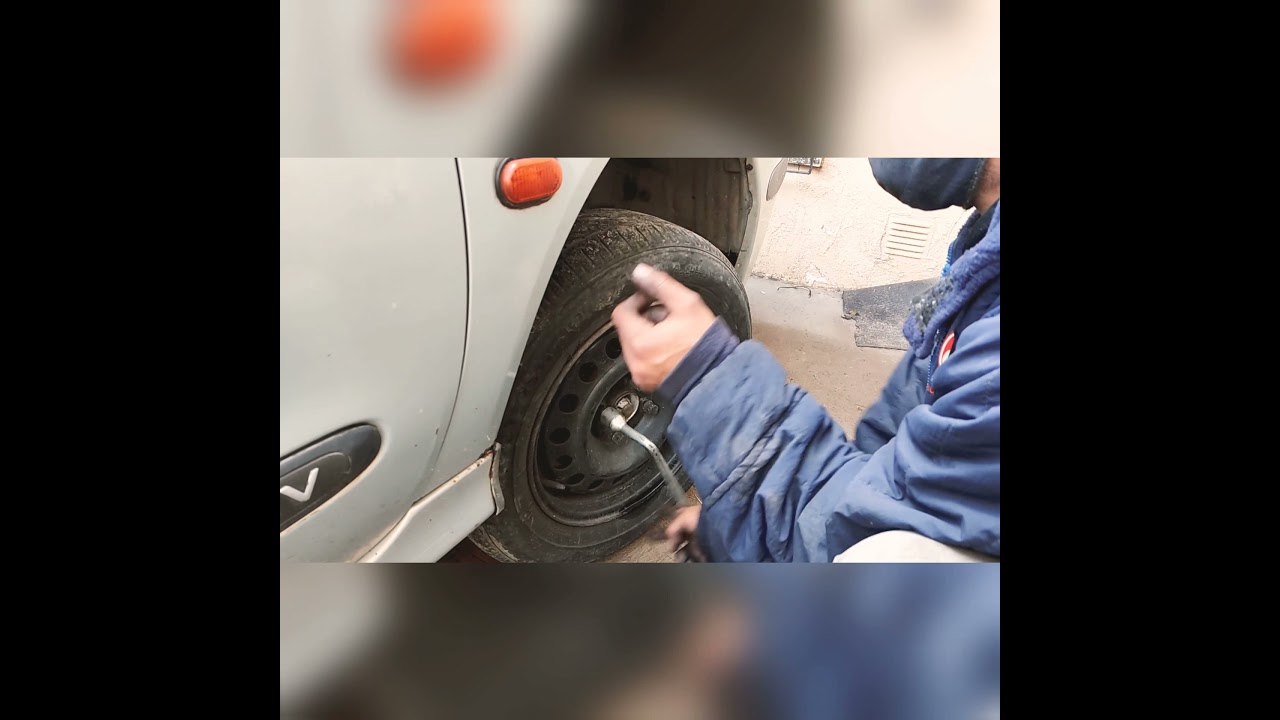 Reemplazo de discos de freno delantero Renault Megane