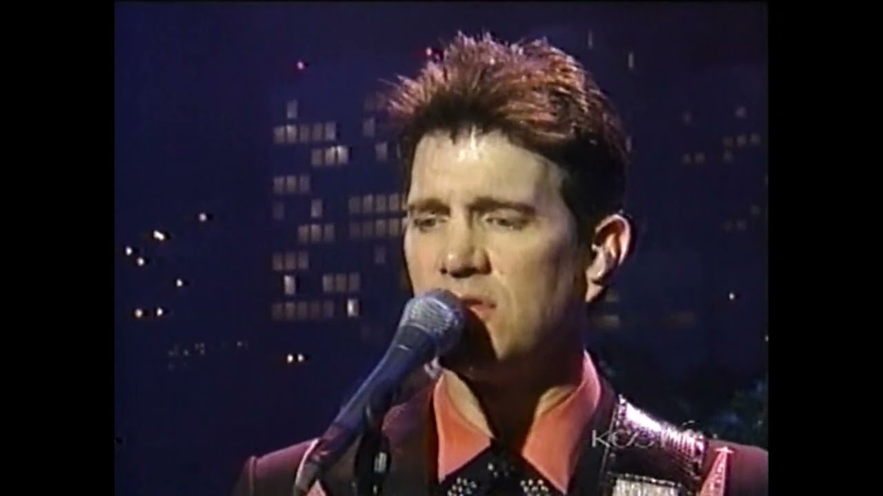Chris Isaak and Silvertone - Austin City Limits - 11/3/02