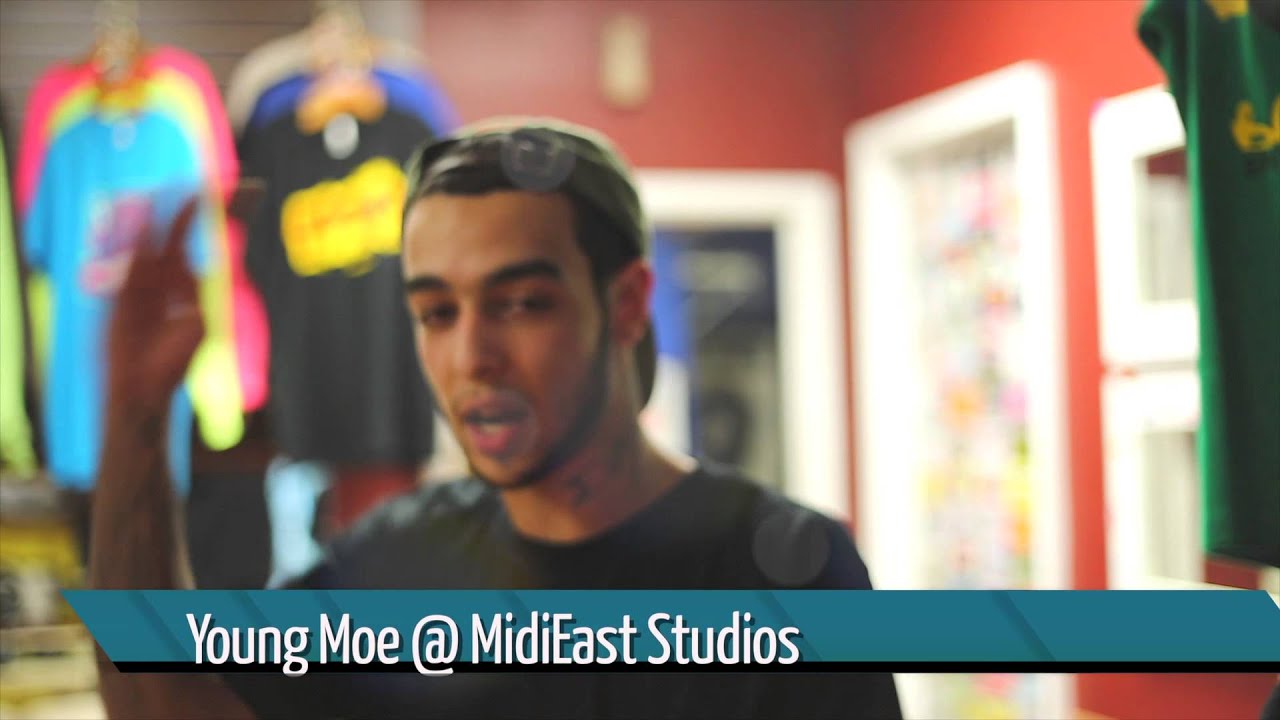 @DC1135 own @Young_moe93 Souts out @Branustudios