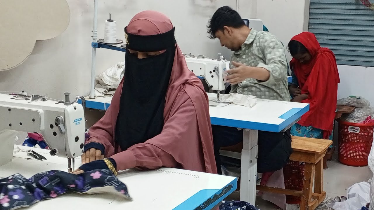 চলে আসলাম লাইভে সবাই যুক্ত হয়ে যান
