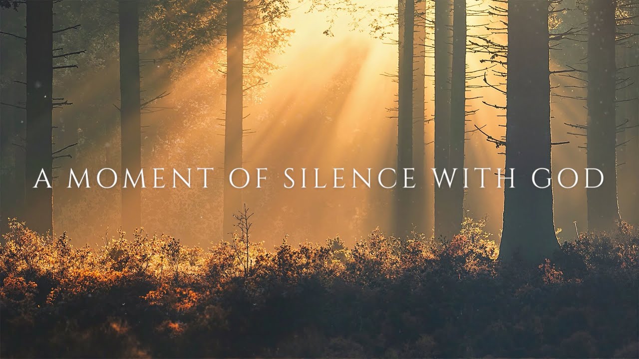 A MOMENT OF SILENCE WITH GOD – Soaking Worship Instrumental | Pray With God