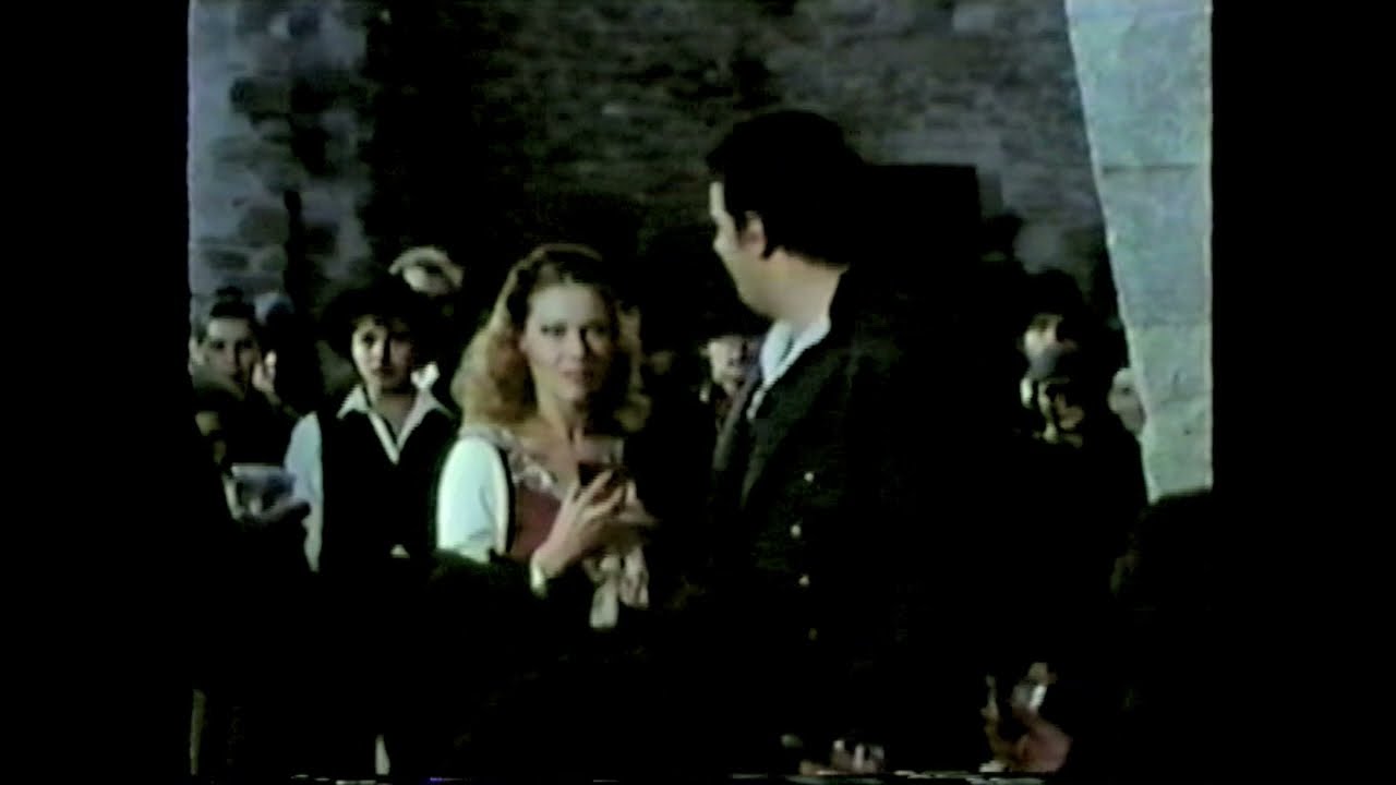 PLACIDO DOMINDO - Pietro Mascagni - Opera: "Cavalleria Rusticana" - Aria: Viva, il vino spumeggiante