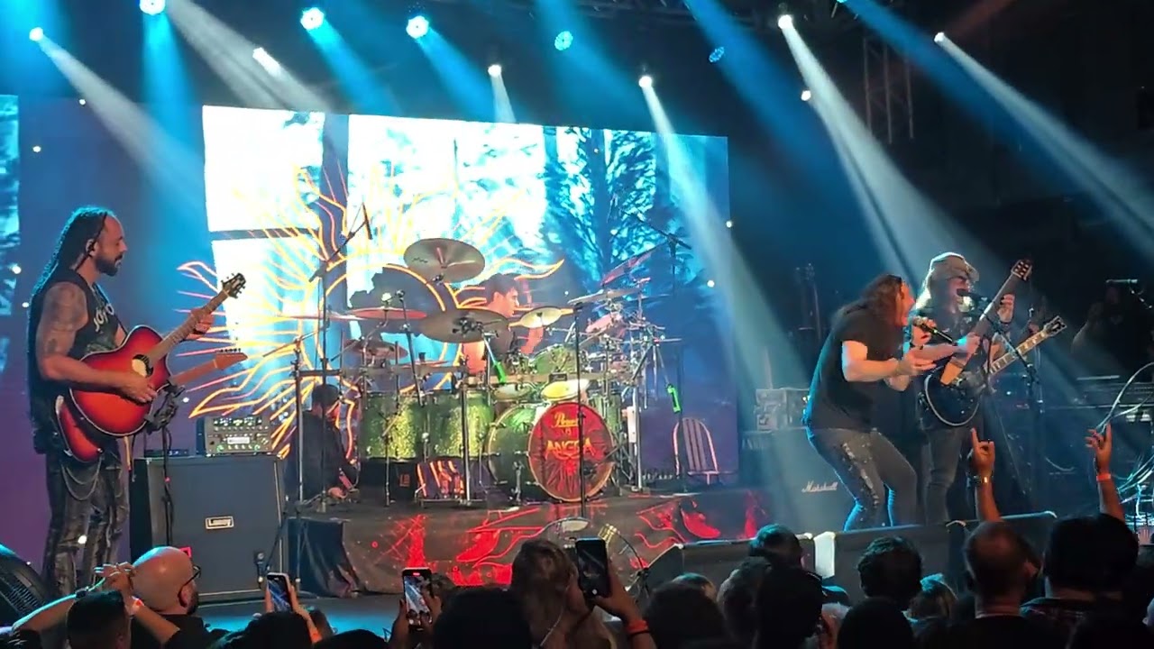 Angra - 