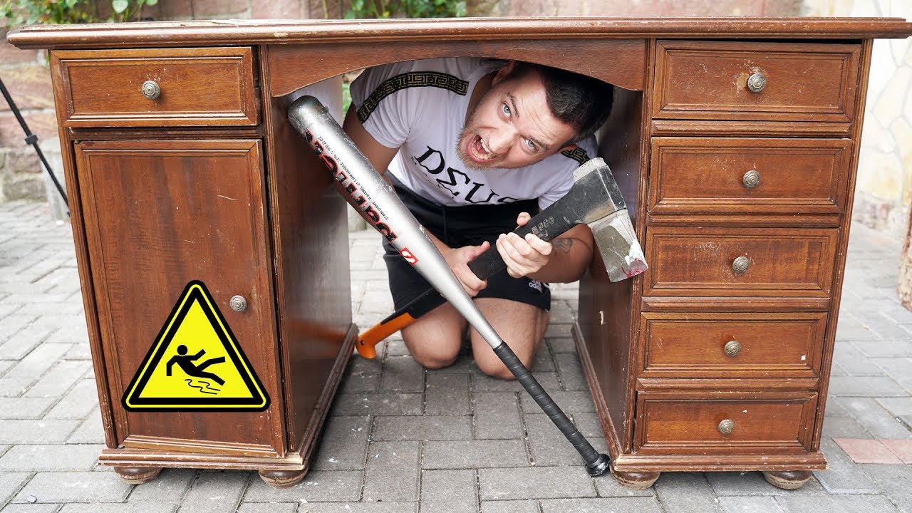 Wie stabil ist ein Schreibtisch - Experiment