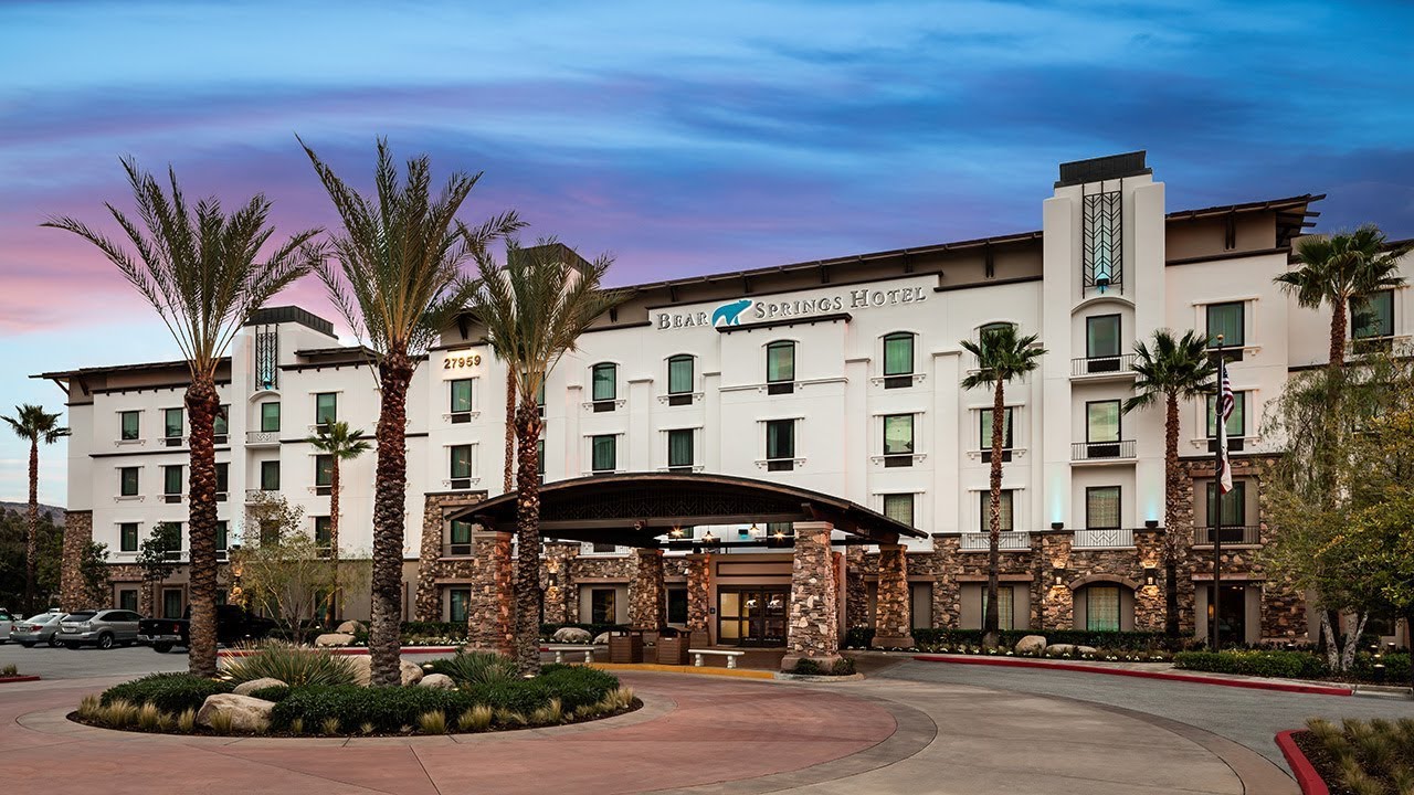Welcome to Bear Springs Hotel