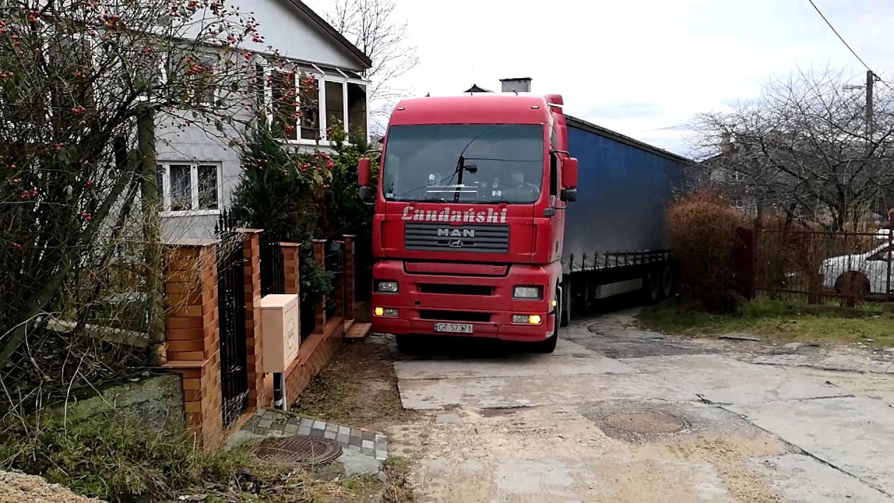 Wjazd tirem na firmę