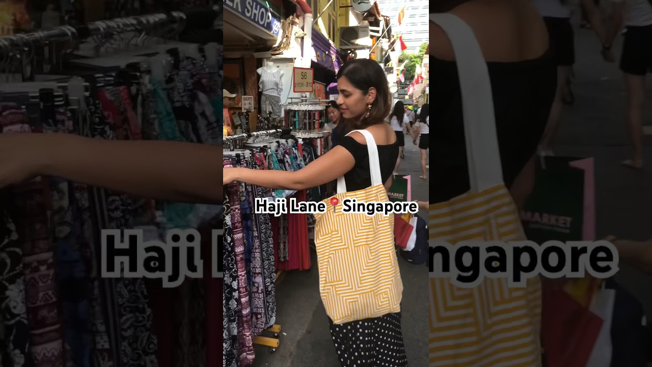 Vibrant Arab Street #singapore #hajilane #travel #traveller #solotravel #skirts #shopping #streets