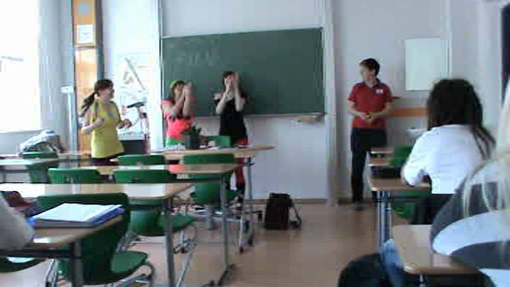 ABIrobics- Die Gymnasten gehen, Wilhelm und Alexander von Humboldt Gymnasium (2012)