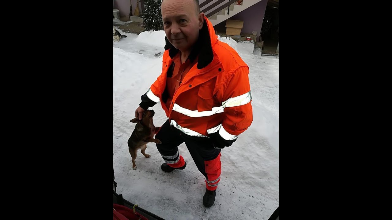 Moment de reculegere la Ambulanța Suceava, în memoria lui Cristian Stupiuc, ucis de COVID-19