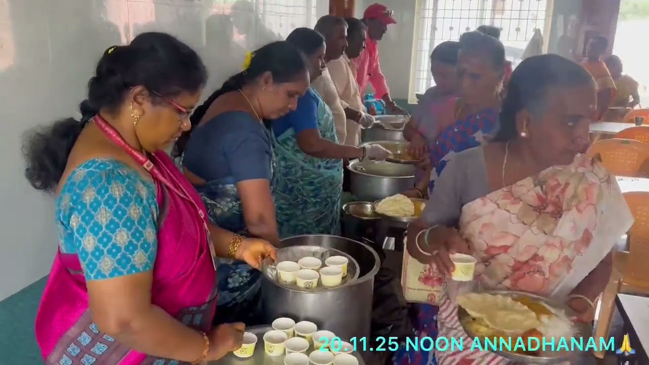 இன்றைய மத்தியான அன்னதானம் , ஆலயத்திற்கு வந்திருந்த அனைத்து பக்தர்களுக்கும் வழங்கப்பட்டது🙏