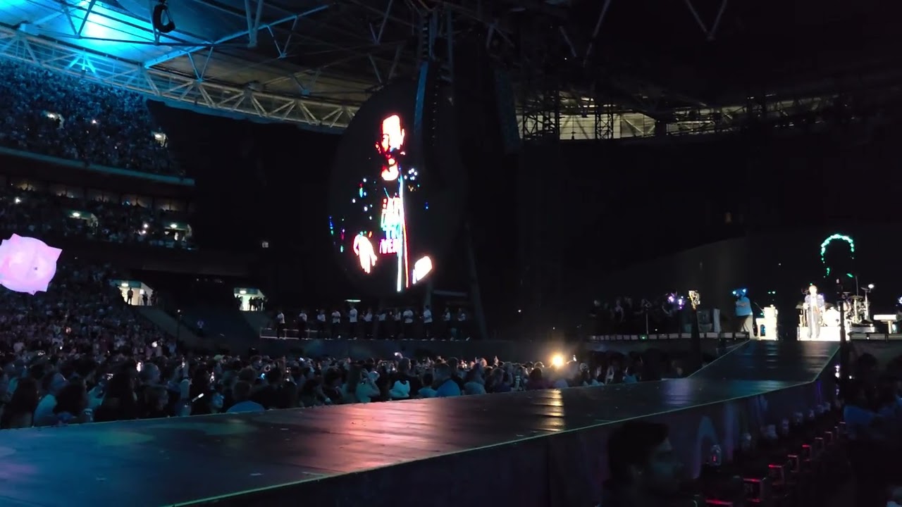 Coldplay - Feels Like I Am Falling In Love - Live in London,Wembley Stadium September 6th, 2025 (4k)