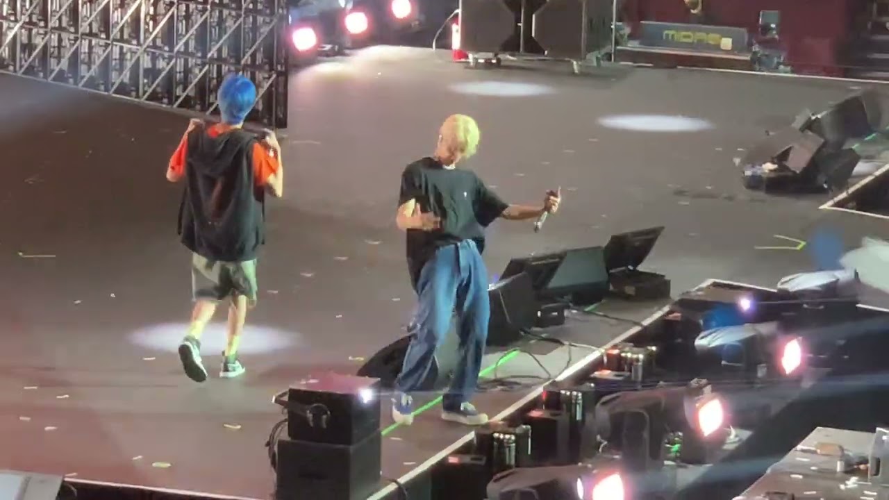 Seventeen (세븐틴) Encore Aju Nice - Be The Sun Vancouver 20220810