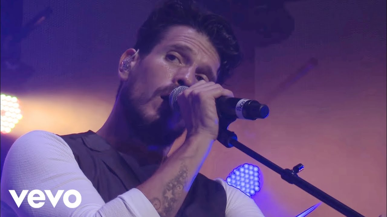 DLD - Estaré (En Vivo)