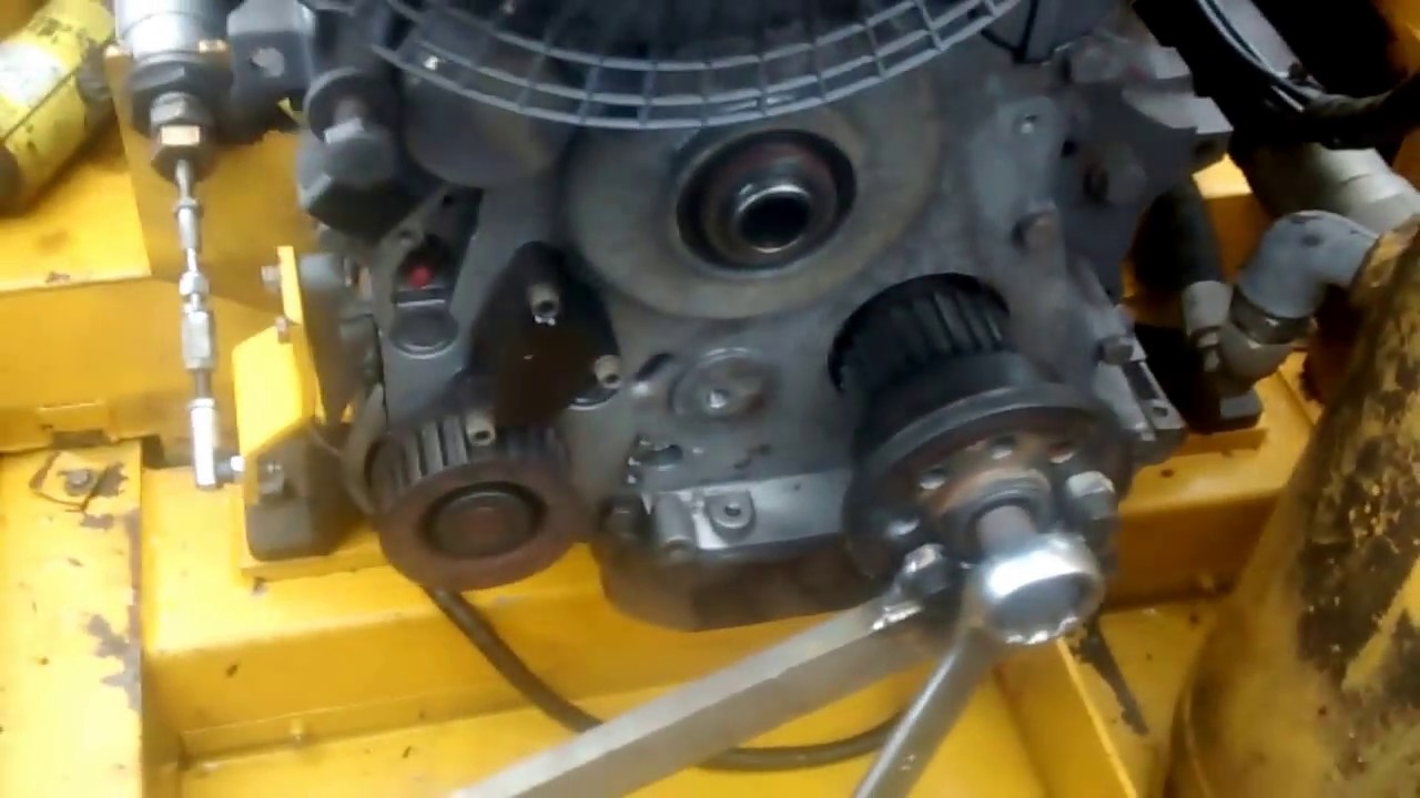 deutz 1011 timing belt and oil seal change part 1