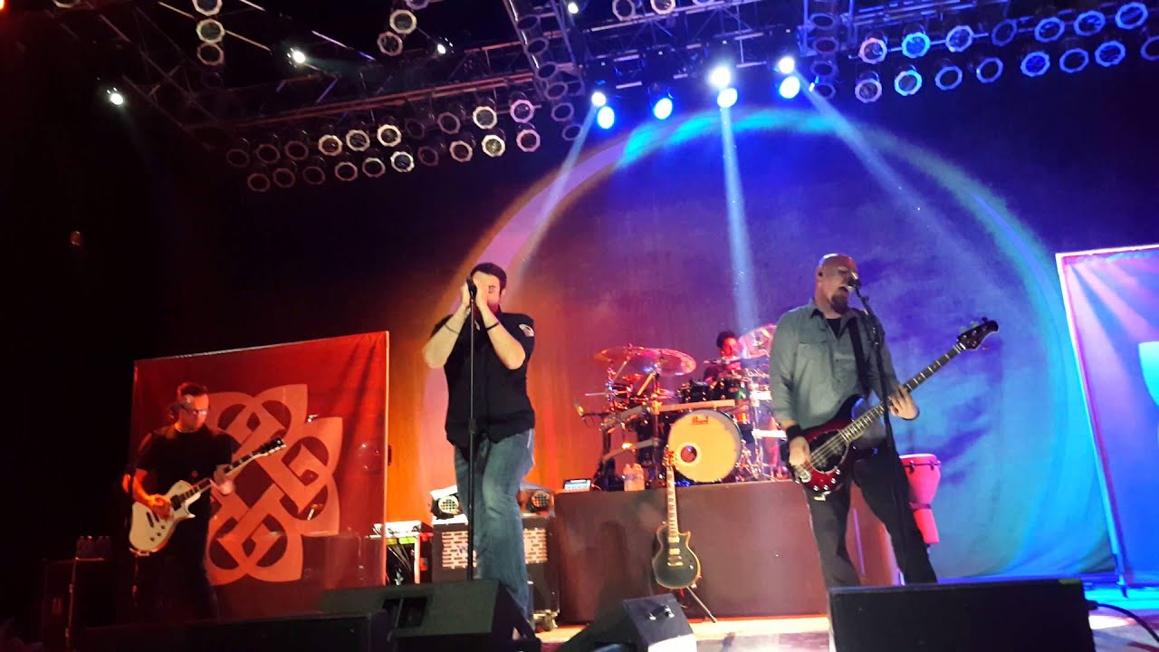 Breaking Benjamin Hopeless Live