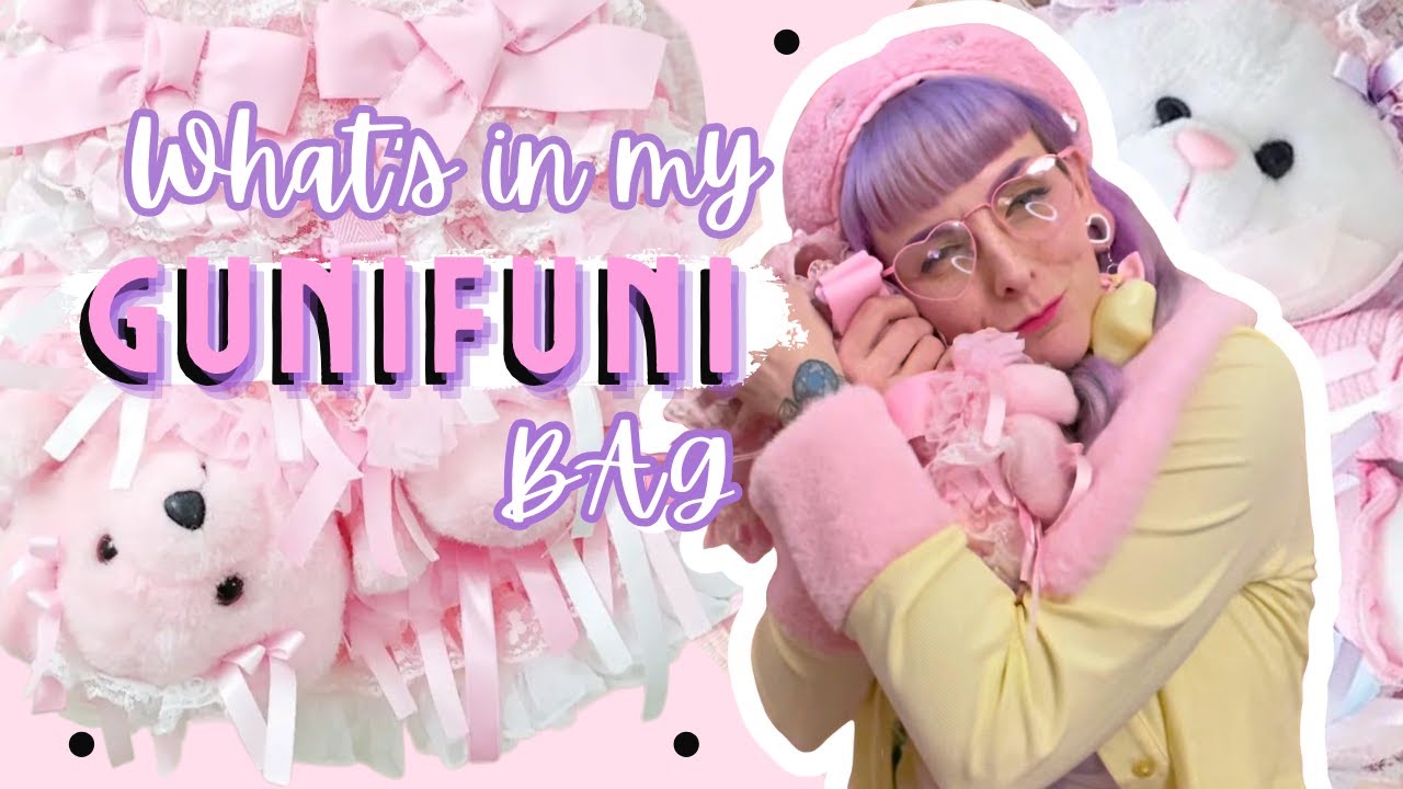 What's in my Gunifuni bag? + Story time from Tokyo!!