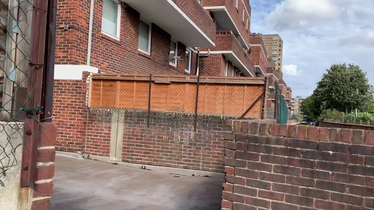 Walking through the Silver lock Estate