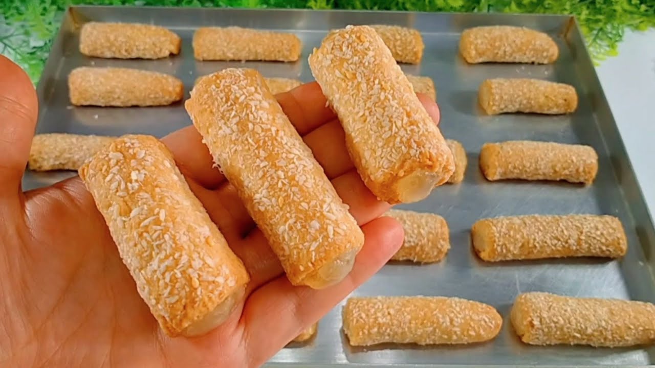 اسهل طريقه لعمل المنين🔥 او القراقيش بالملبن او الحلقوم 🔥 دايبةومقرمشة وهشة 😋