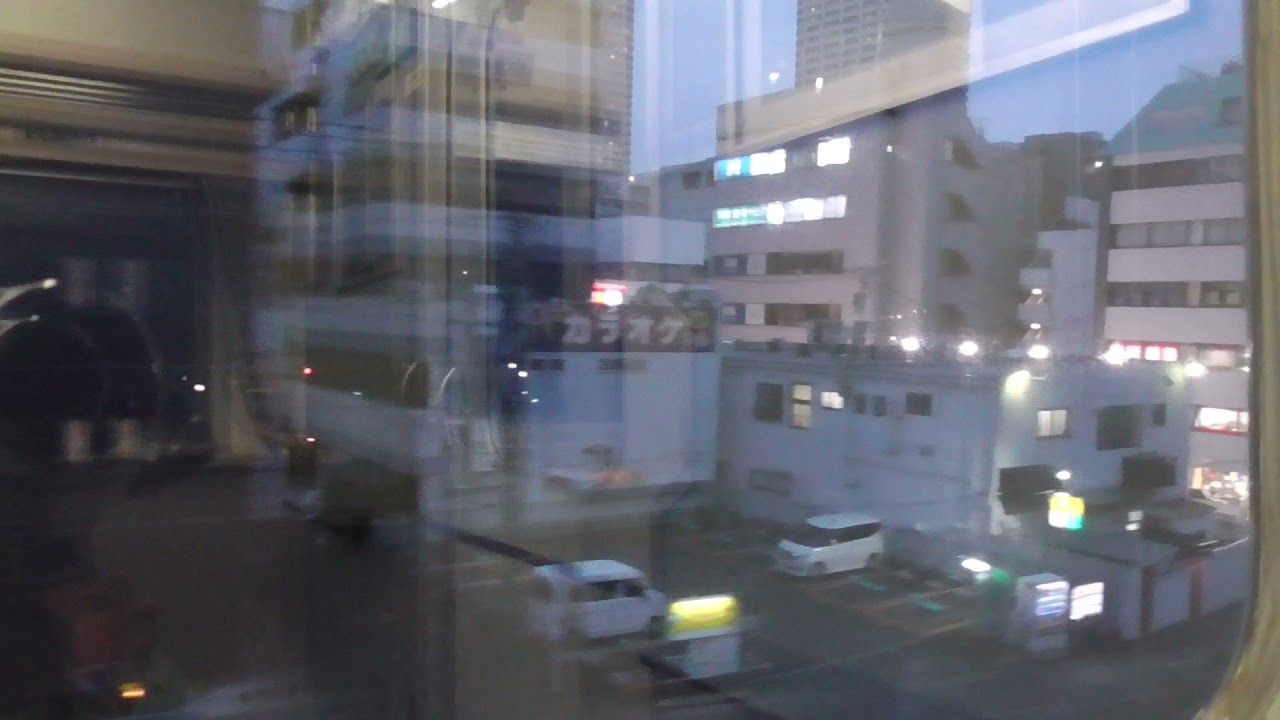 「あしかが大藤まつり」の車窓(横浜駅→大船駅)