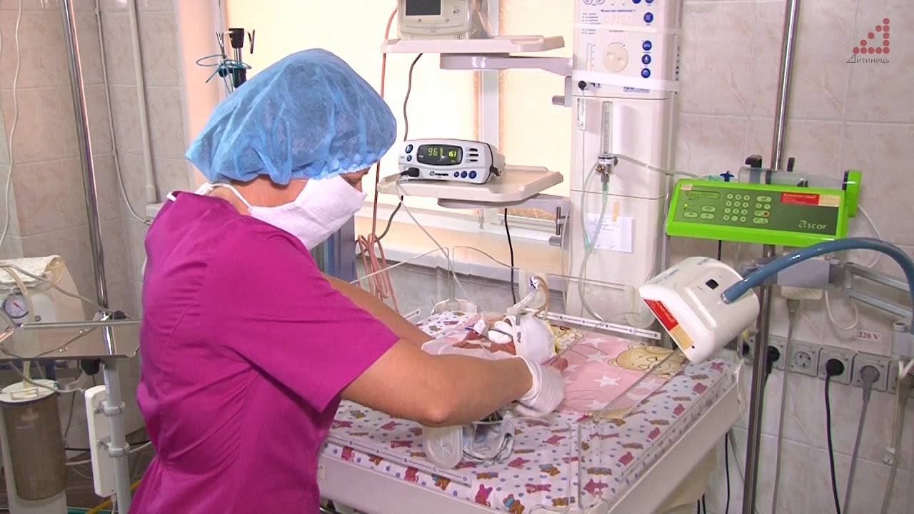 Передчасно народжені: у пологовому виходжують діток від 500 грамів