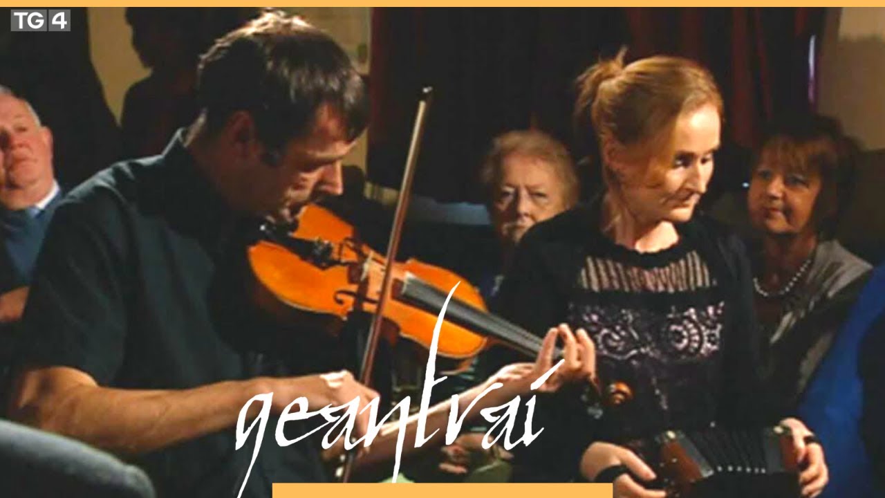 Liam Lewis & Claire Keville | Paddy Fahey Reels | Hill Bar, Cill Tormóir | Geantraí 2012 | TG4