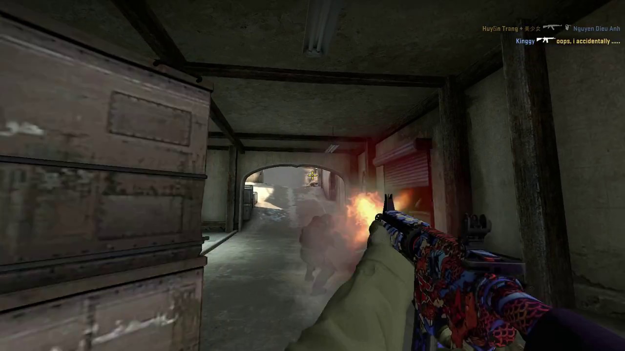 #CSGO: Kinggy Sprays Through Smoke