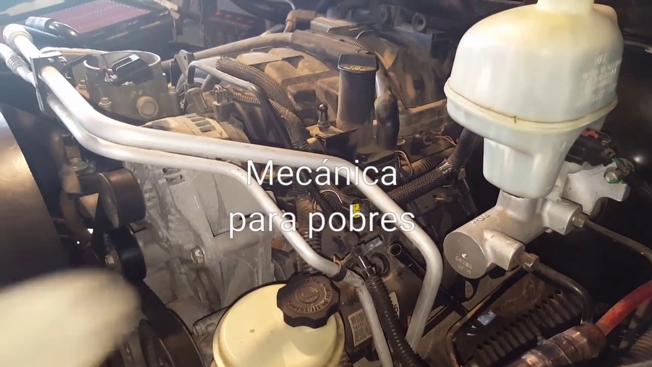 Dodge ram 5.7 hemi cambió de bujias (16)
