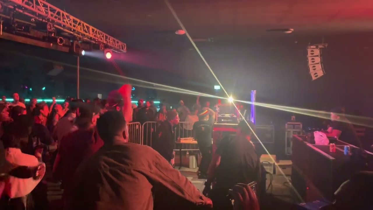 Aba Shanti-I playing a Bushman Killa Dubplate @ EartH 23/06/23