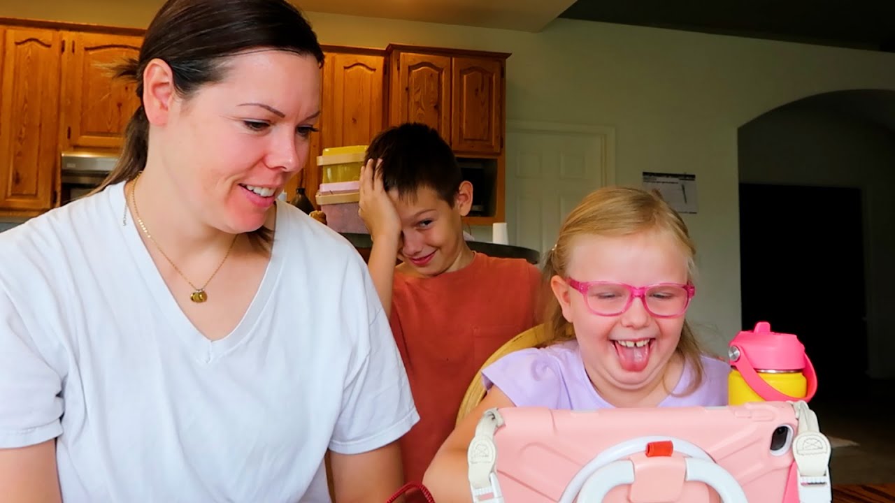 Learning to use a COMMUNICATION DEVICE - AAC Touchchat