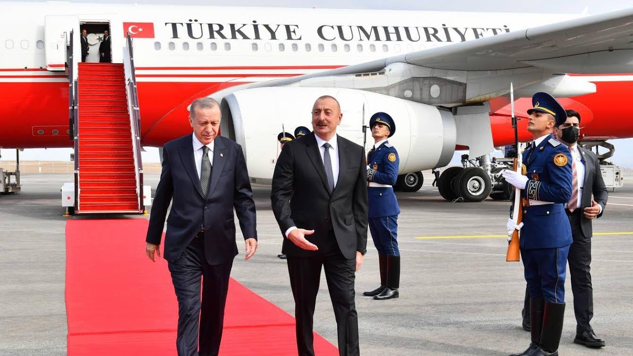 Türkiyə Prezidenti Rəcəb Tayyib Ərdoğan Azərbaycana rəsmi səfərə gəlib