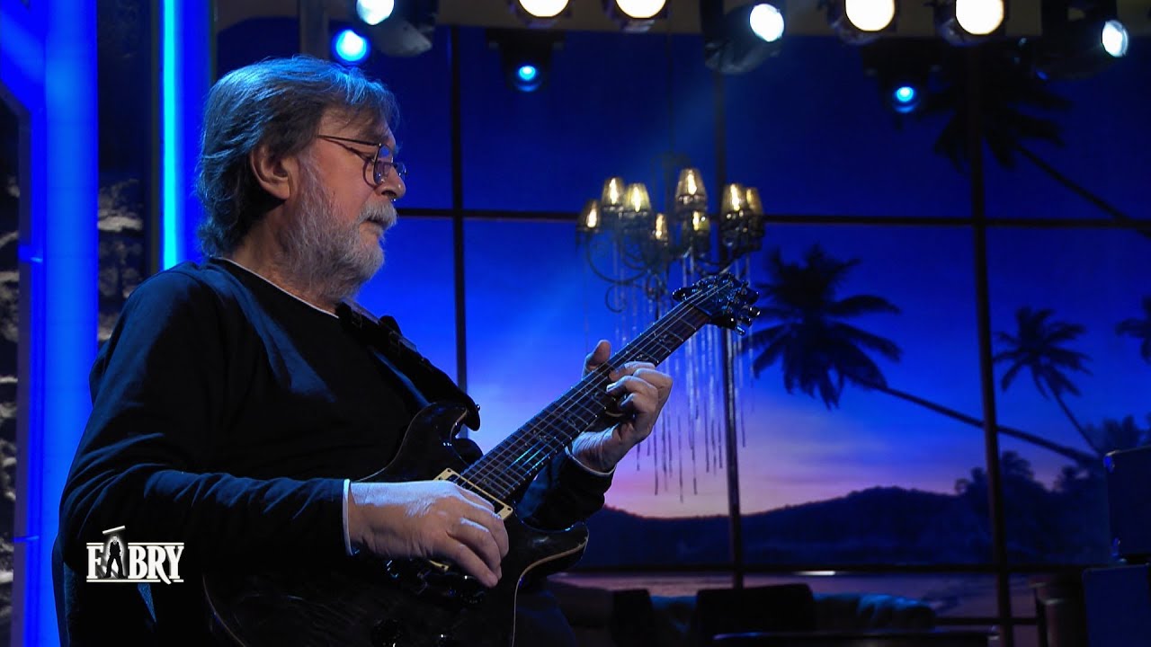 Babos Gyula a Gitár Trioval a Fábry Show színpadán