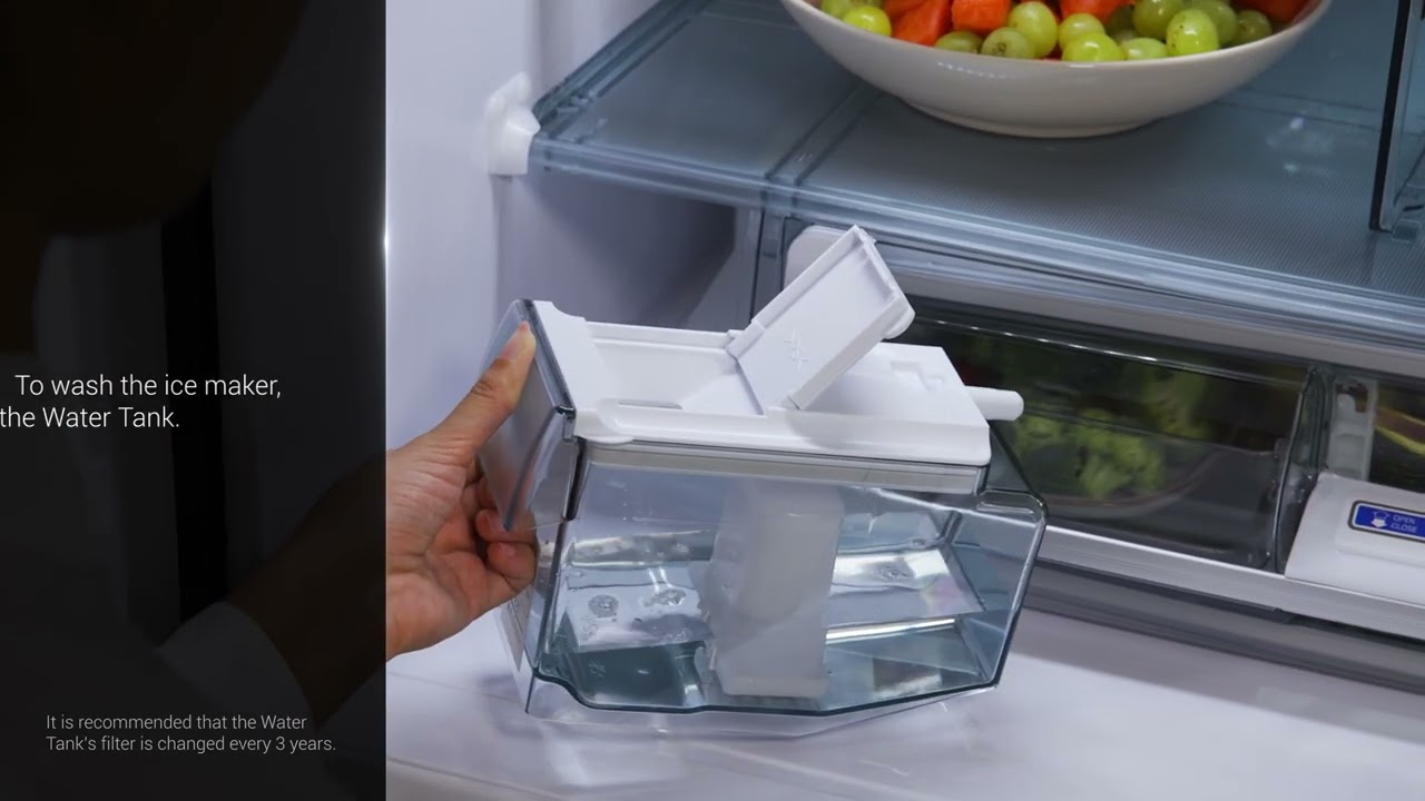 Hitachi Refrigerator Demo - Ice Maker
