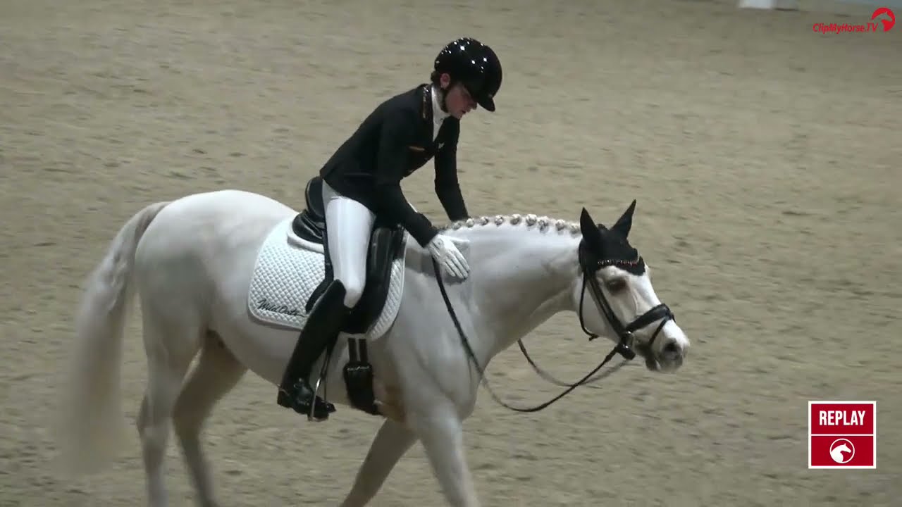 Achen Dressage Youngstars 2021 - Rose Oatley und Daddy Moon