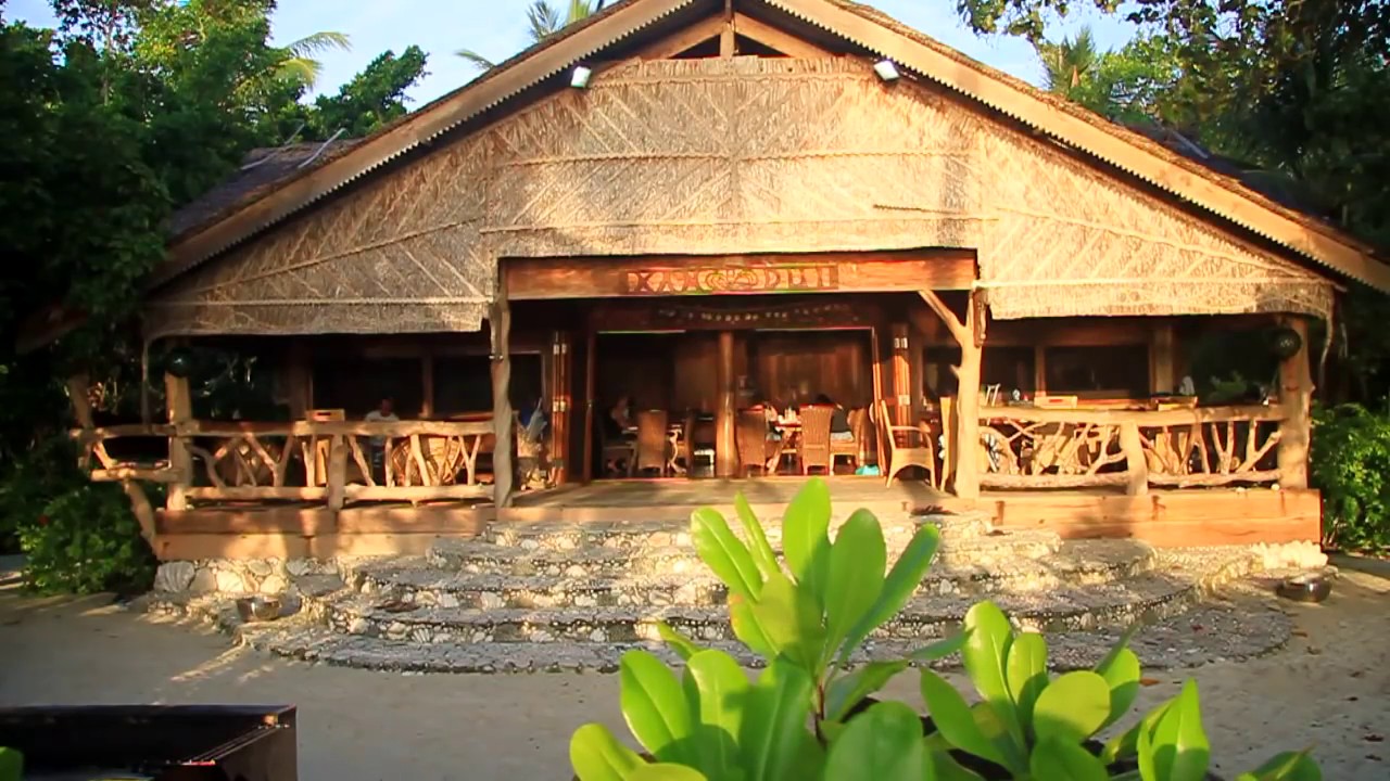 World Surfaris presents - KANDUI RESORT
