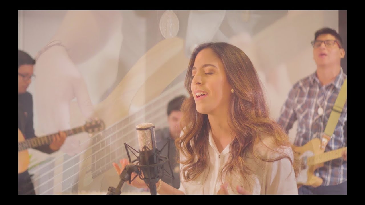 Andrea Arias - Dame de ti (Video oficial)