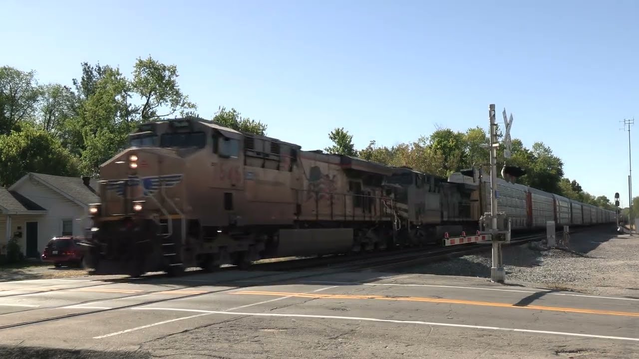 UNION PACIFIC UP GE AC45CCTE Northbound Auto Rack Train on the Norfolk Southern Line