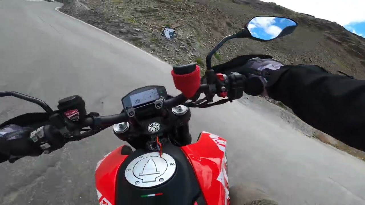 First time Stelvio (Ducati Hypermotard 950 RVE)