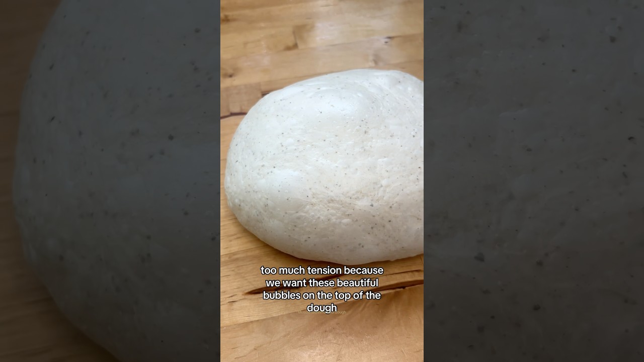 Как формовать хлеб на закваске #batard #sourdoughshaping