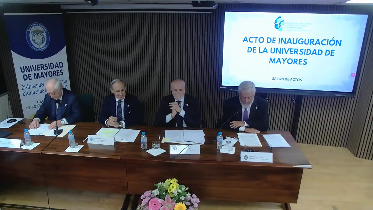 Acto de inauguración de la Universidad de Mayores