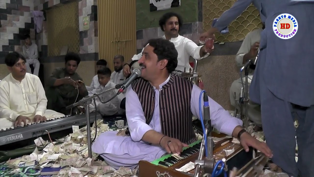 Ashraf Gulzar | Pashto New Song | Ze Pa Lwaro Ghrono Laila | HD 2024 | By @pashtomp