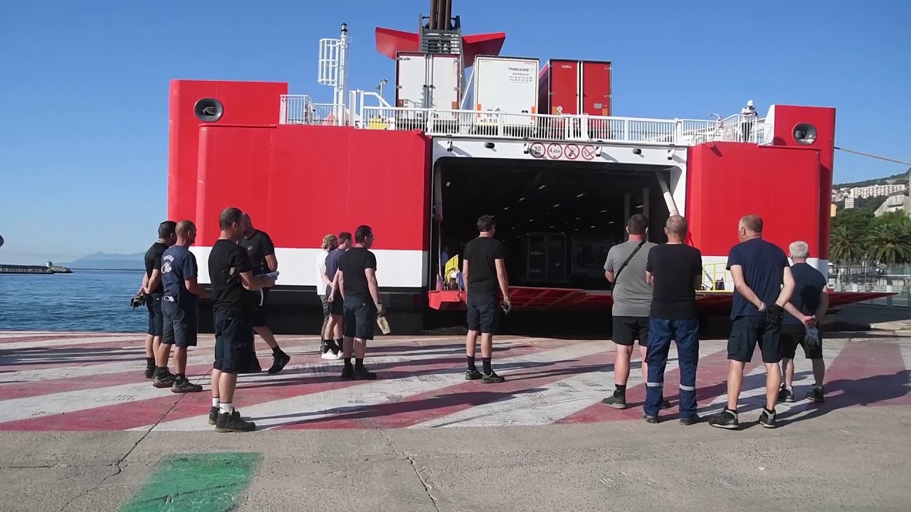 L'arrivée du bateau A Nepita à Bastia avec la réaction de Pierre Antoine Villanova
